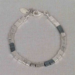 Armband zilver met vierkantjes