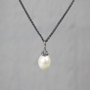 Hanger zilver + Parel wit