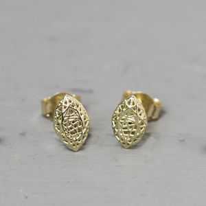 Earstuds 14 carat gold navette small