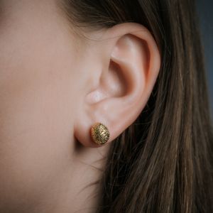 Earstuds 14 carat gold 3D oval