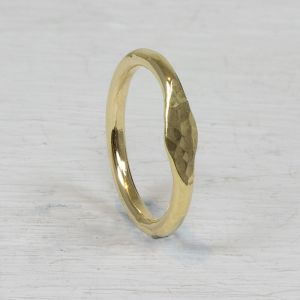 Ring Goldfilled with a piece of hammer blow
