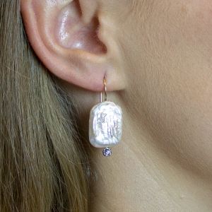 Earring Goldfilled with square Pearl