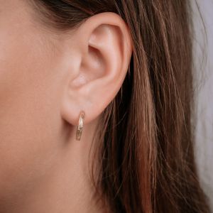 Oorring 14 karaat met textuur groot