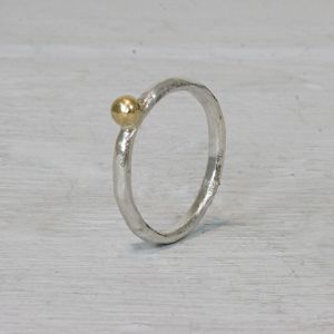 Ring silver + 9 carat ball