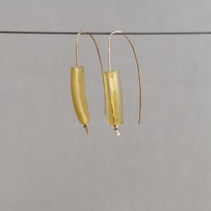 Ear hook Goldfilled + Roman Glass Olive Green