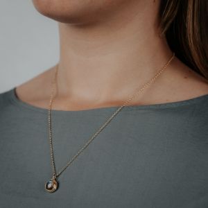 Necklace gold plated + pendant plated + Labradorite