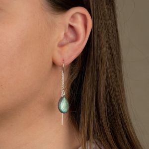 Doortrek oorbel + Labradoriet drop