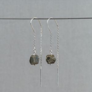 Pull-through earring + Pyrite