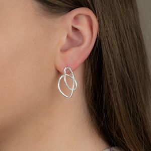 Oorsteker krabbel zilver