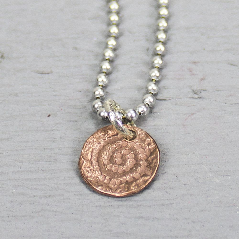 Hanger 'Spiral of life' zilver + rood koper