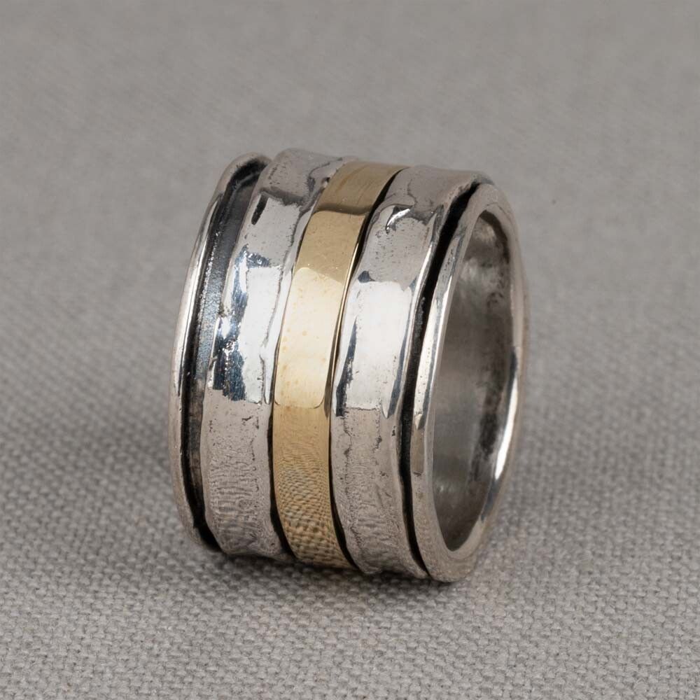 Ring met band van 9 karaat