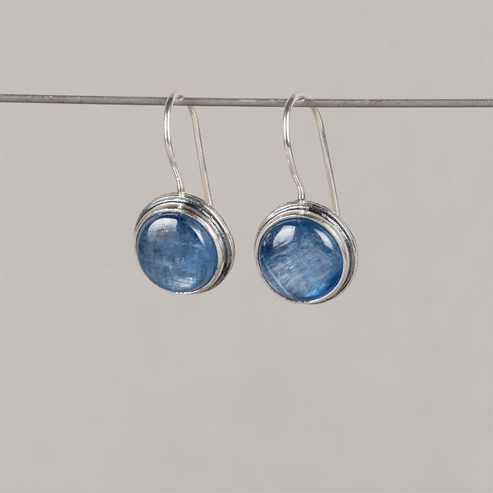 Oorhanger zilver oxy rond met Kyaniet