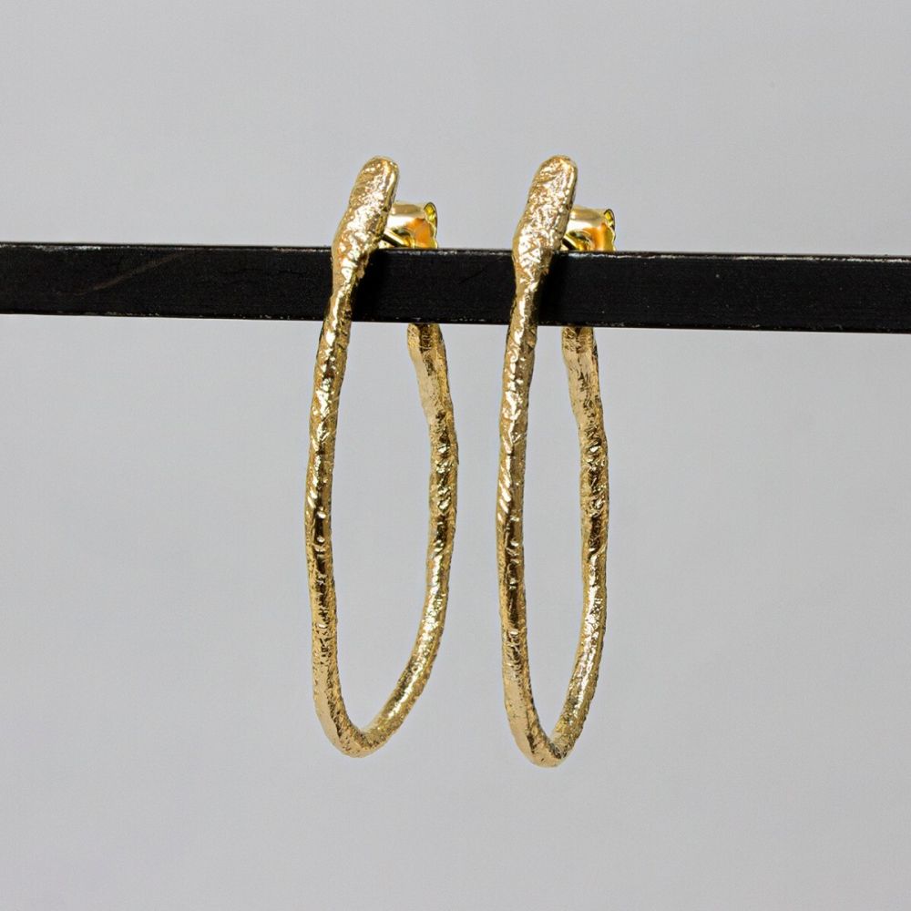 Hoepels creatief verguld