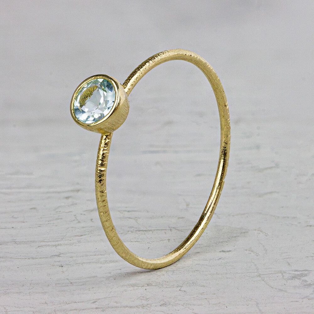 N.O.O.R. | Ring Blauwe Topaas strak