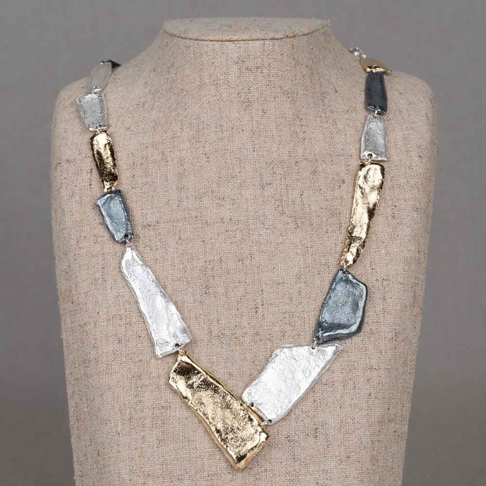 Collier V-hals drie kleuren