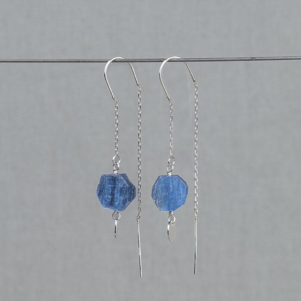 Doortrek oorbel vijfhoek + Kyaniet