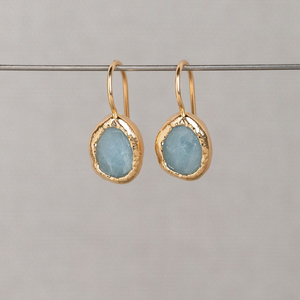 Oorhanger verguld + Aquamarijn kleine druppel