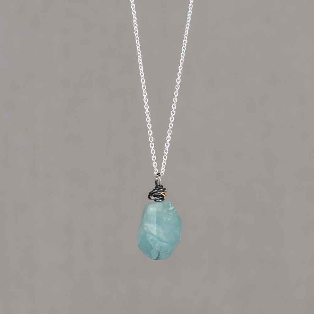 Collier zilver + Aquamarijn + oxy + 9  krt verstelbaar