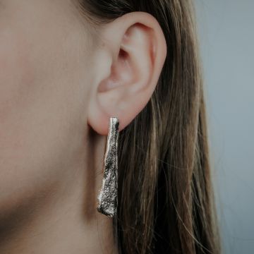 Earring flat long gold plated