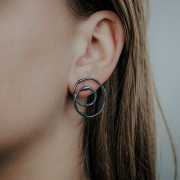 Ear stud artificial silver oxy