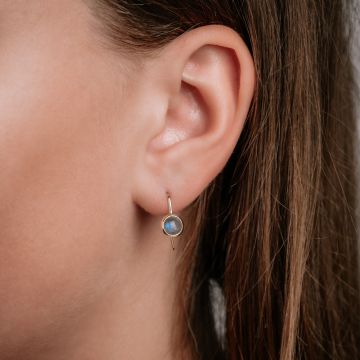 CURLY GEMSTONES | Boucle d&#39;oreille simplement G14K + Labradorite