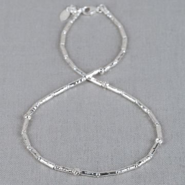 Collier buisjes balletjes zilver