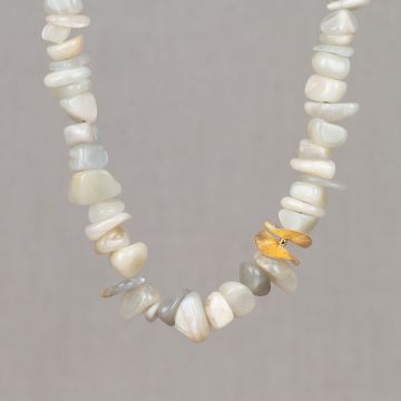 Collier LIMITED Maansteen + Vergulde Klaproos